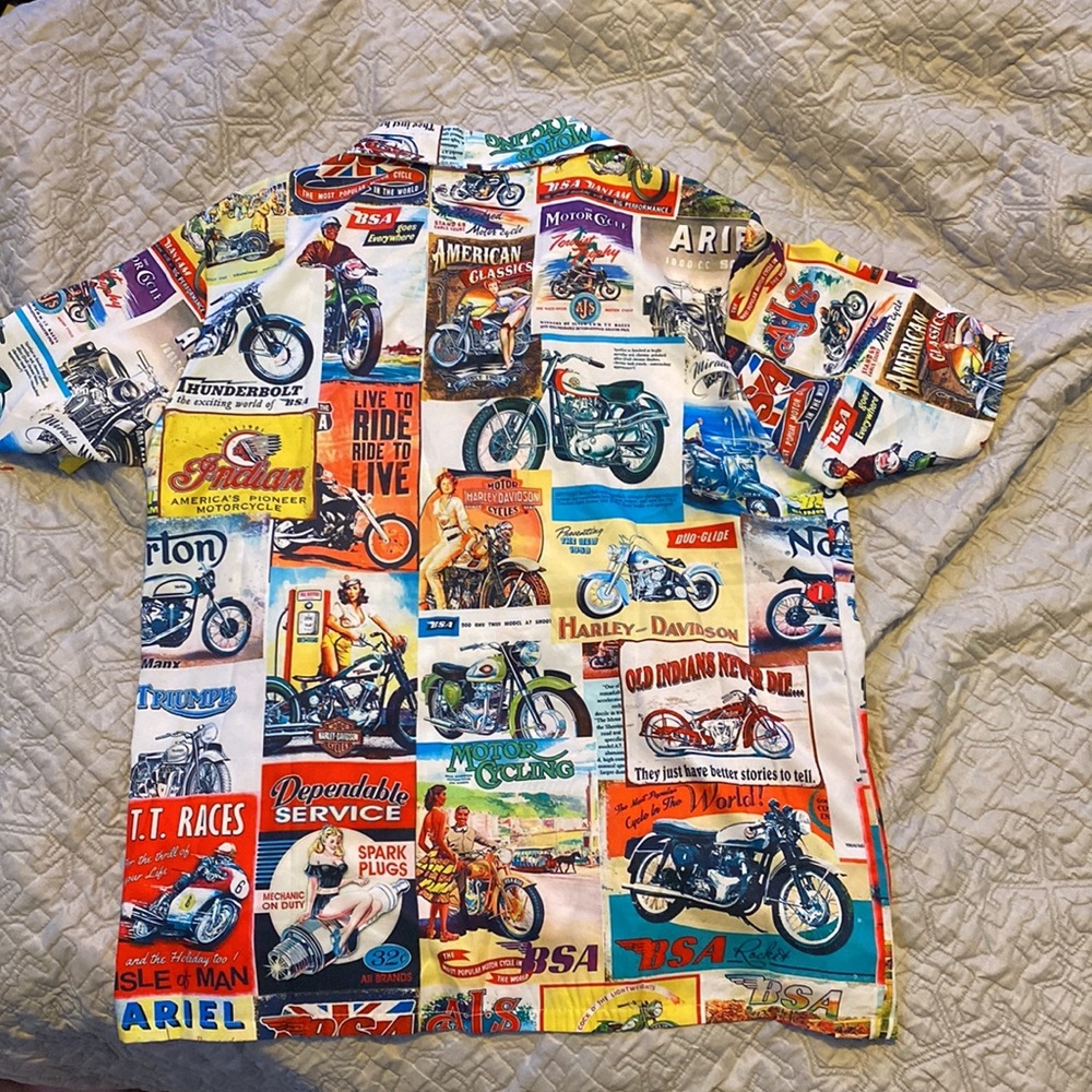 Men’s button up - Picture 2 of 2